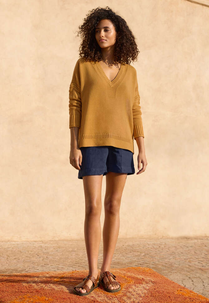 Pullover mit V-Ausschnitt, Warmes Gelb, completeTheLook